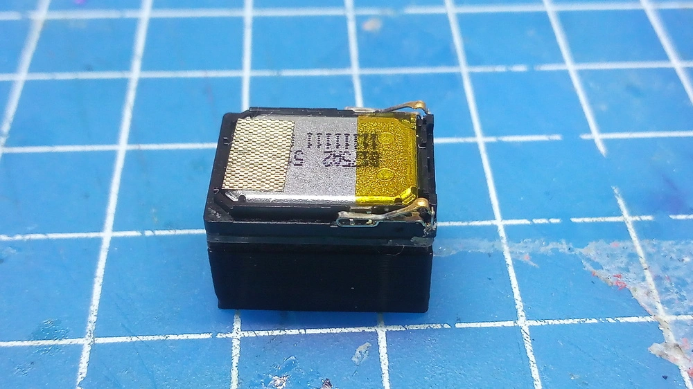 Ozvučnice ES9x16 - 4mm základní průhledná