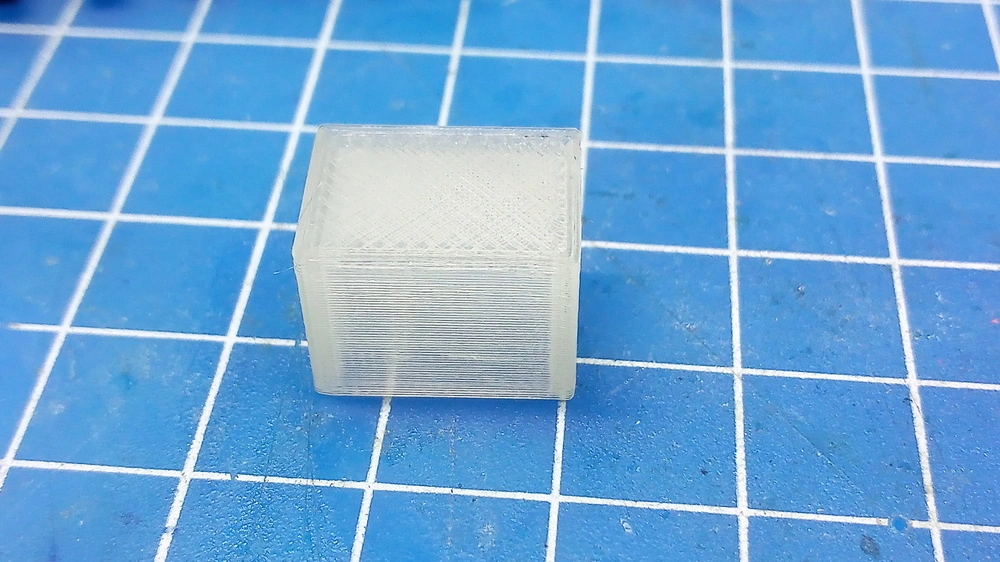 Ozvučnice ES9x16 - 4mm základní průhledná