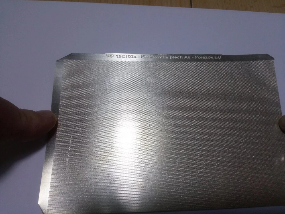 N - Krablovaný plech A6 - kosočtverce