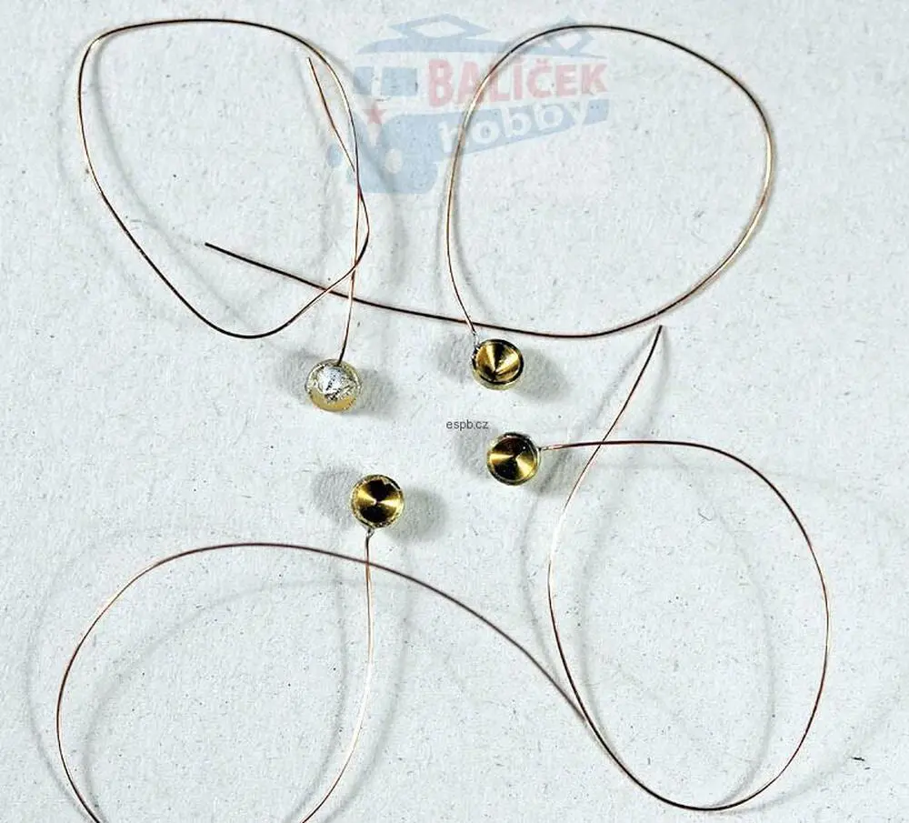 Mosazná pouzdra k uchycení dvojkolí s napájeným vodičem, 4 kusy, TT, PEHO 221