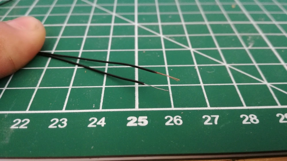 Drátek NMRA - oranžová - pevné jádro