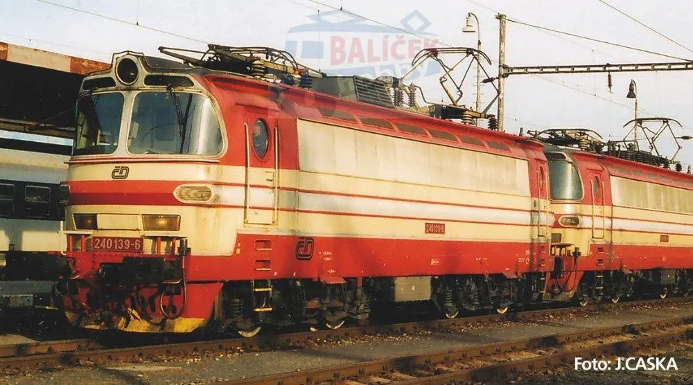 51397 PIKO - H0 - Elektrická lokomotiva řady 240 "Laminátka", DCC PluX22 se zvukem