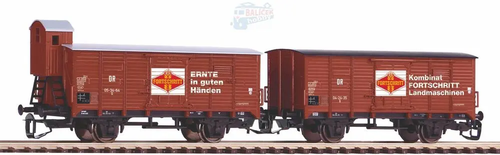 47033 PIKO - Souprava dvou krytých nákladních vozů G02 "Fortschritt"