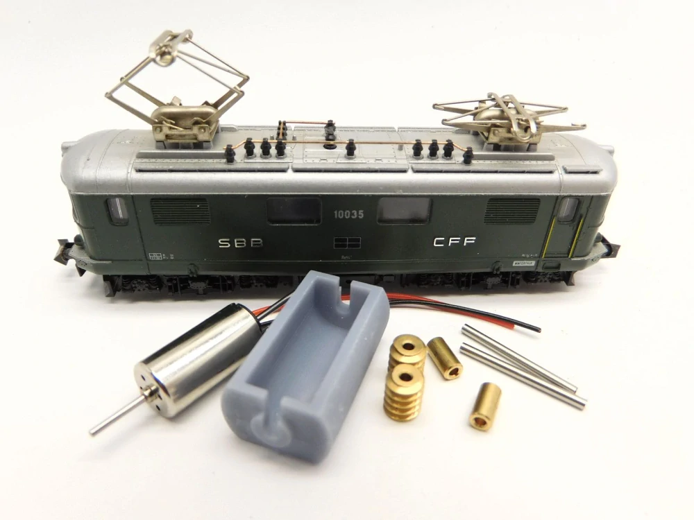 Hobbytrain / Kato Re 4/4 I