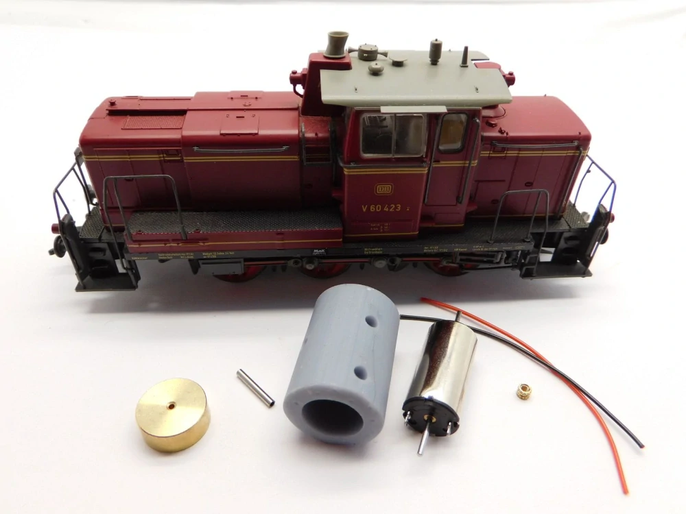 Roco V60, BR 260, BR 261, BR 360, BR 361, BR 364, BR 365, BLS Em 3/3, NSB Di 5, SNCB Reeks 260, 8000