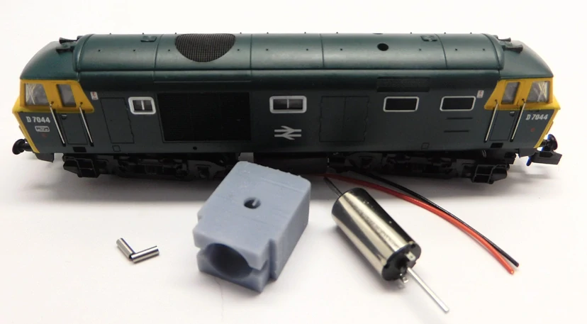 Dapol Class 35 Hymek, Class 73, Class 156