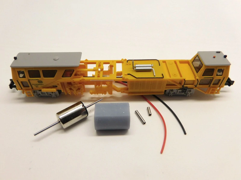 Hobbytrain 07-32 Plasser & Theurer