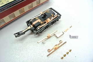 K72, Sada kontaktů KaModel pro přípojný vůz HO PIKO BR 195 (starší), 2ks + 6 nýtů