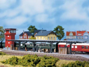 H0 - Nástupiště kryté, 570x60mm , r.102 mm