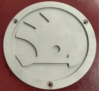 Pískování znaků a cedulek