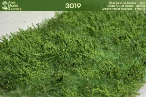 Škarpa plná plevele - jaro - AMS-3019