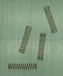 393380- Tillig - Pružina tlačná 0,12 x 1,7 x 7,5 mm, 1ks