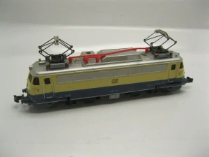 Minitrix E10, BR110, E40