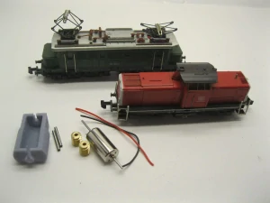 Minitrix V100/BR 212 (old Model), E 44, BR 144