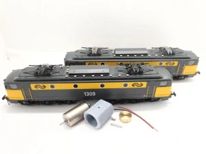 Rivarossi NS 1300, Electrotren SNCF CC 7100, 060 DA-16, CC 65000, Renfe 316, Renfe 318, Renfe 321, Renfe 251, Renfe 276, Renfe S-112, Renfe 7200, Adif A330, Renfe 7200/7500/272