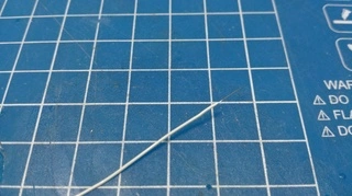 Drátek NMRA - bílý - pevné jádro