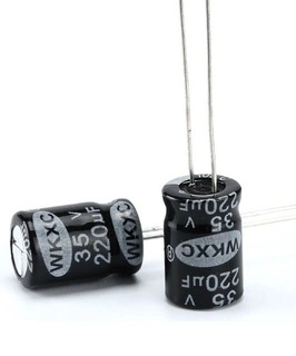 Elektrolitický kondenzátor 220uF/35V