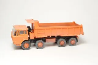 Tatra 813 8×8 S1 1:87