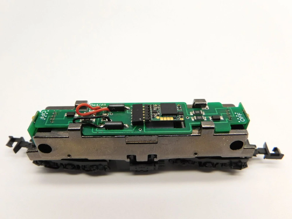 Hobbytrain Re 4/4 II