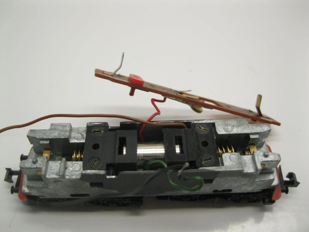 Minitrix NS 1100 / SNCF 22006