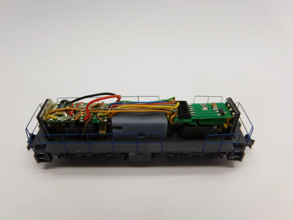 Minitrix MaK G 1000 BB, BE MAK DE 1002, MaK G 1205, MaK G 1206, DB NS Br 6400, SBB AM 842, ™BB Reihe 2070, SNCF/FRET BB 461000 / BB 61000