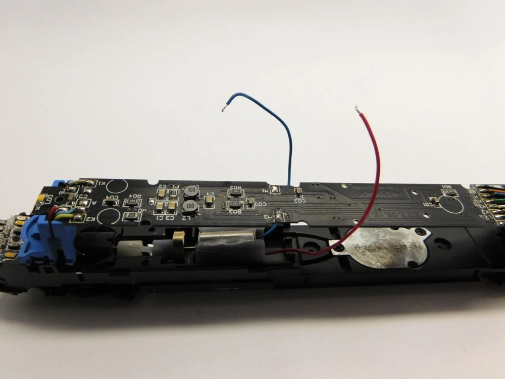 Piko BR 440, BR 442, BR 646, GTW 2/6, GTW 2/8, RABe 526, Talent  (2 Motors)