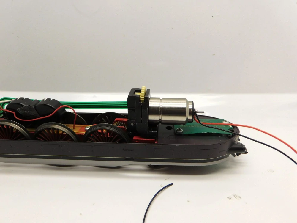 Märklin / Trix BR 61, Henschel-Wegmann-Zug