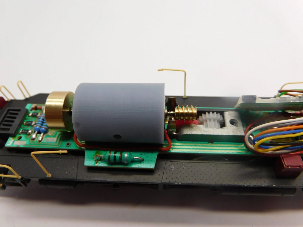 Roco V36, V65, BR 265, BR 64, BR 74, BR 93, BR 236, KPEV T12, ™BB Rh 93, Rh 1161, CSD Rh 354.4 Rh 431, SNCB Reeks 96, SNCF 130 TC, NS 5909, MAV M30, DSB T1, PKP Okl2