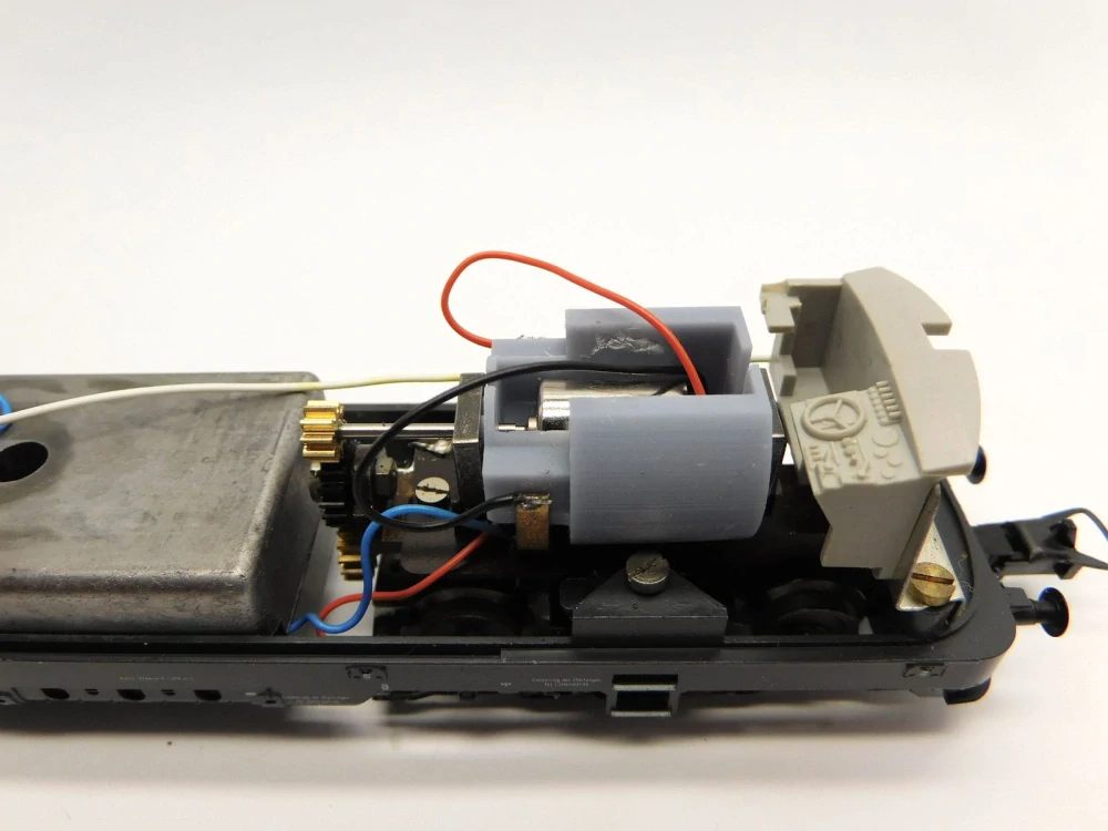 Trix E10.12, E40, BR 110, BR 111, BR 140, BR 217, BR 218, BR 221, V200