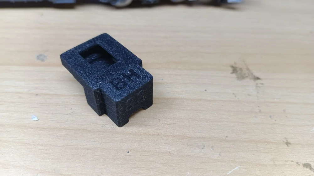 Ozvučnice pro BR 223 Herkules - PIKO - H0 - kompletní