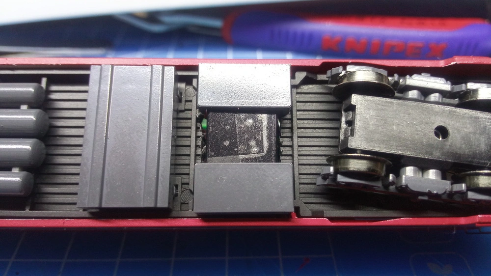 Zafrézovaný reproduktor pro 850/851 TT