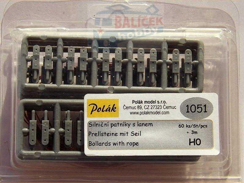Silniční patníky s lankem - H0 - Polák 1051