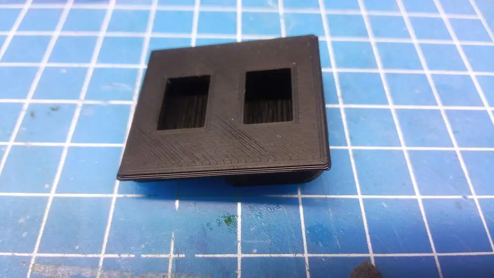 Ozvučnice pro BR183 Taurus - PIKO - H0