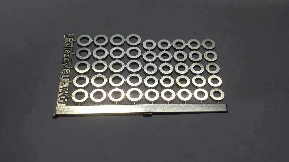 Vymezovací podložky 2,0 a 1,5 x 0,3 mm (20+24ks)