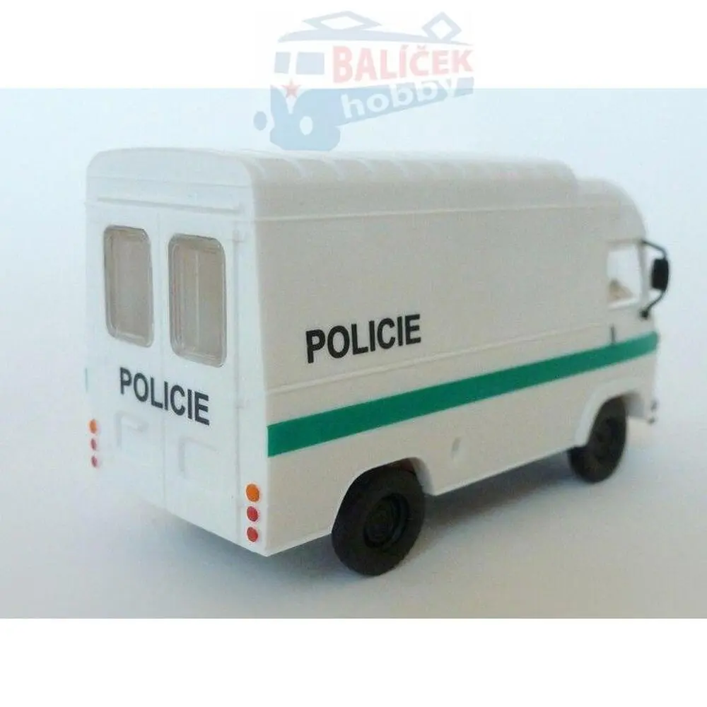 AVIA - Furgon - Policie