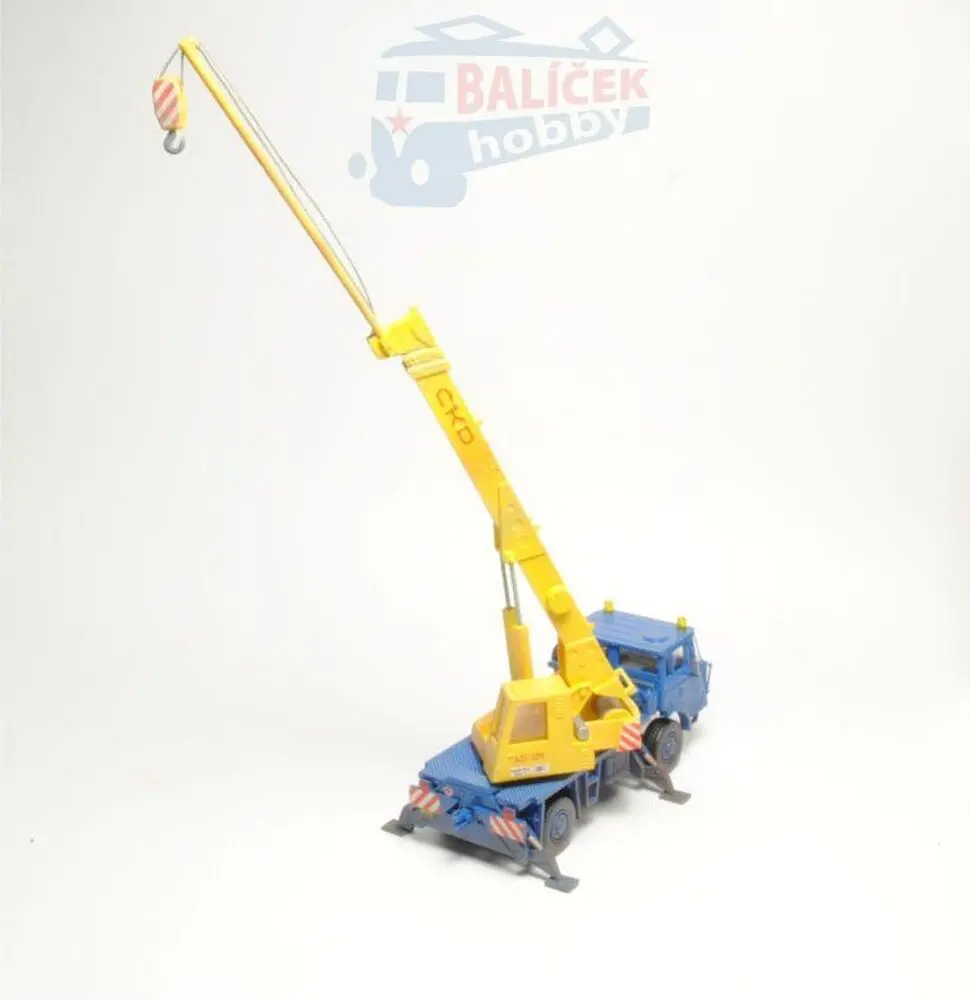  Tatra 813 4×4 AD125 1:87