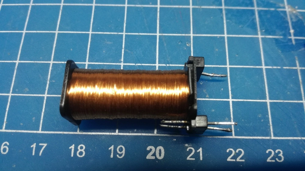 Cívka lakovaného (smaltovaného) drátku - cca12g