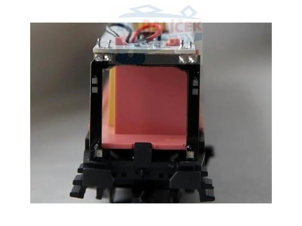 Koncové osvětlní pro vozy Y/B 70 TT - Peli