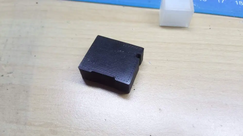 Ozvučnice pro BR211 - ROCO - H0 - komplet