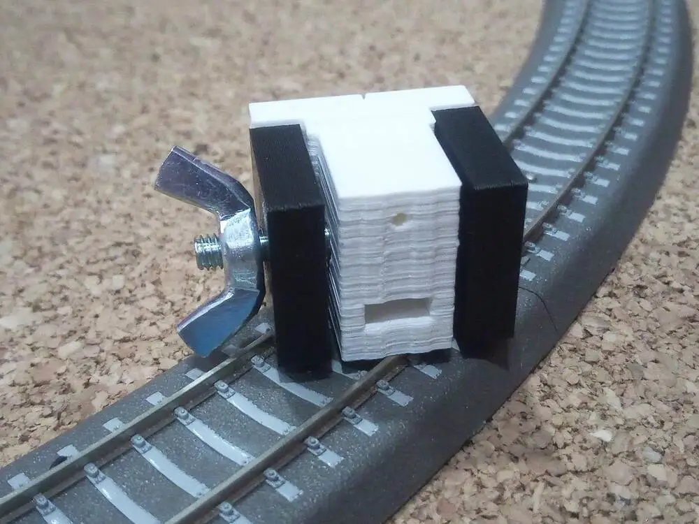 Kolejová svorka TT 1:120