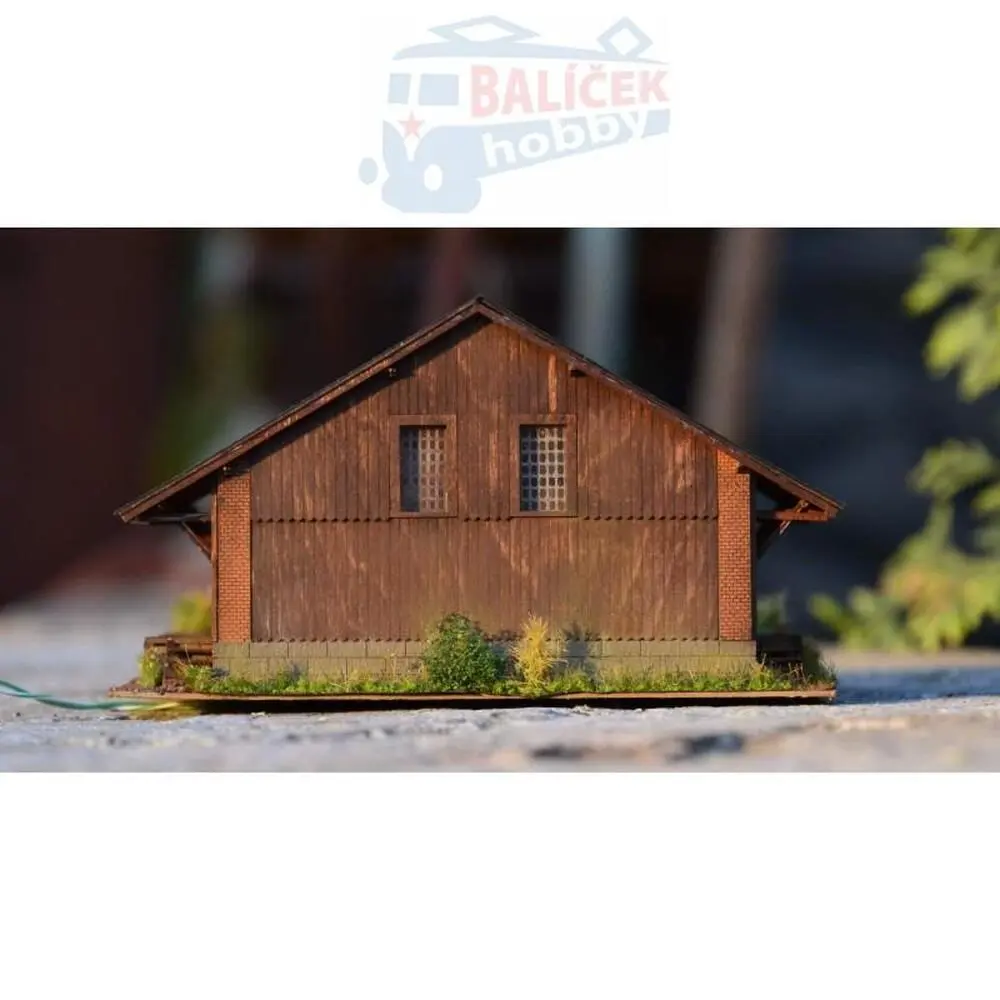 Stav. Skladiště Česká Metuje H0