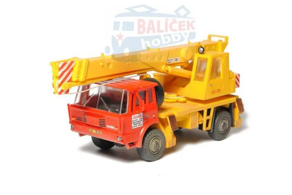 Tatra 813 4×4 AD125 1:87