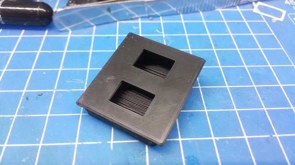 Ozvučnice pro BR183 Taurus - PIKO - H0