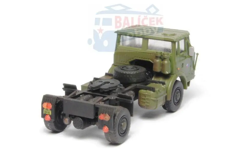 Tatra 813 4×4 TN 1:87