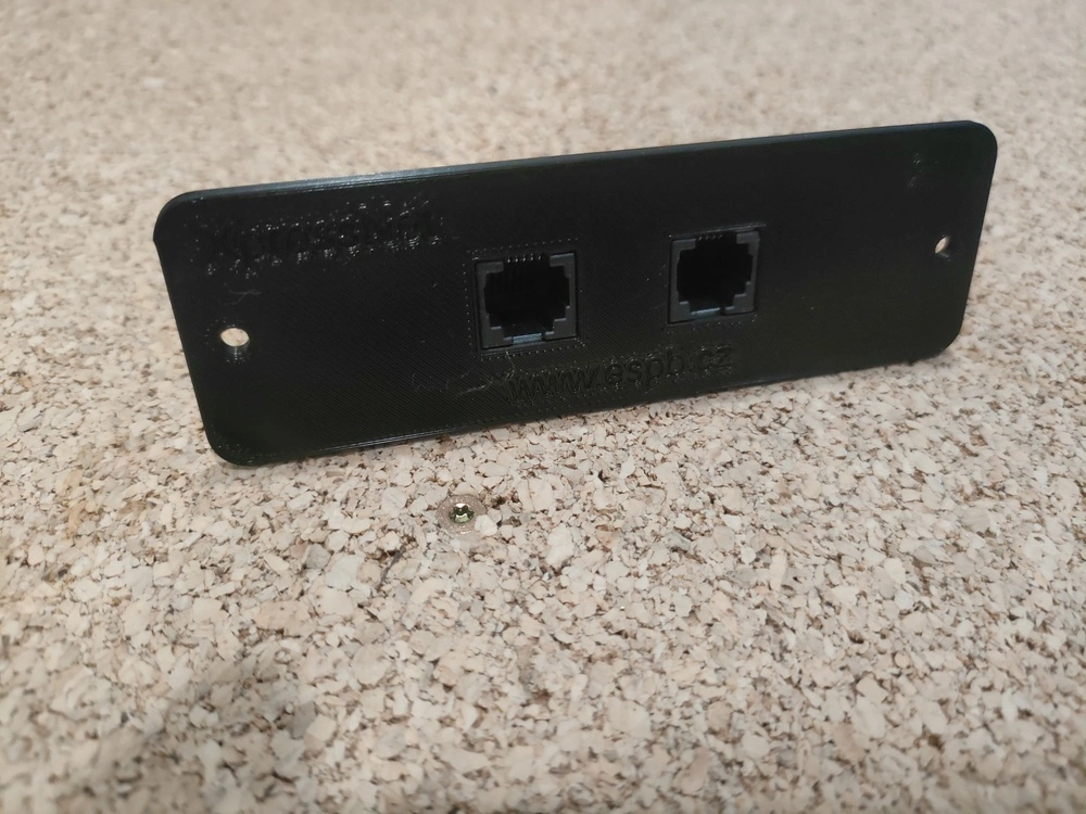 XpressNet rozbočka 6/6 - 2/2