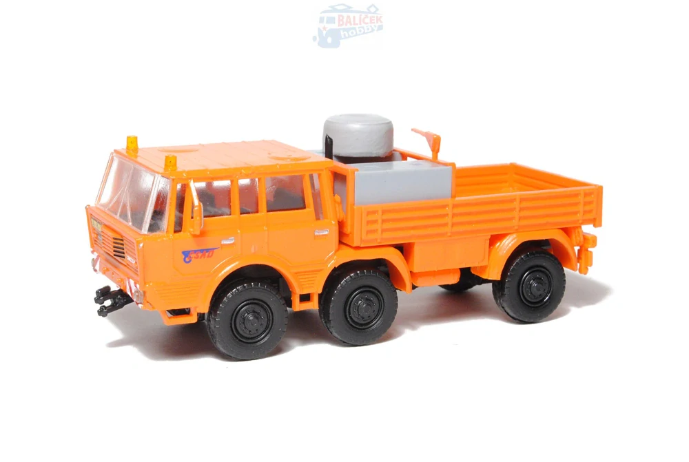 Tatra 813 6×6 TP ČSAD 1:87