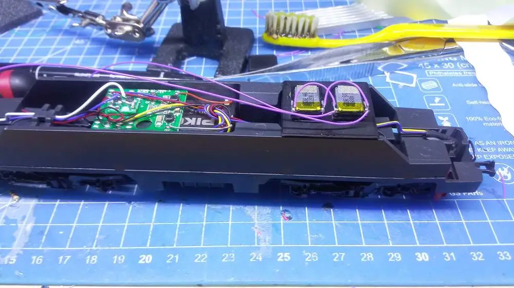 Ozvučnice pro BR183 Taurus - PIKO - H0