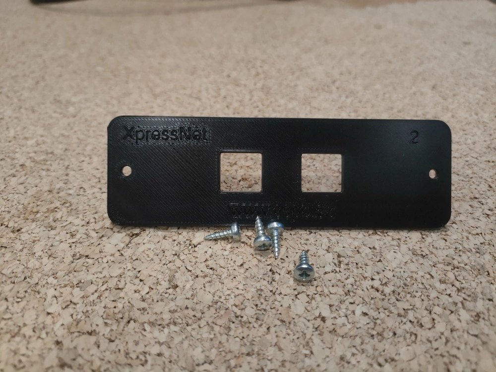 XpressNet rozbočka 6/6 - 2/2